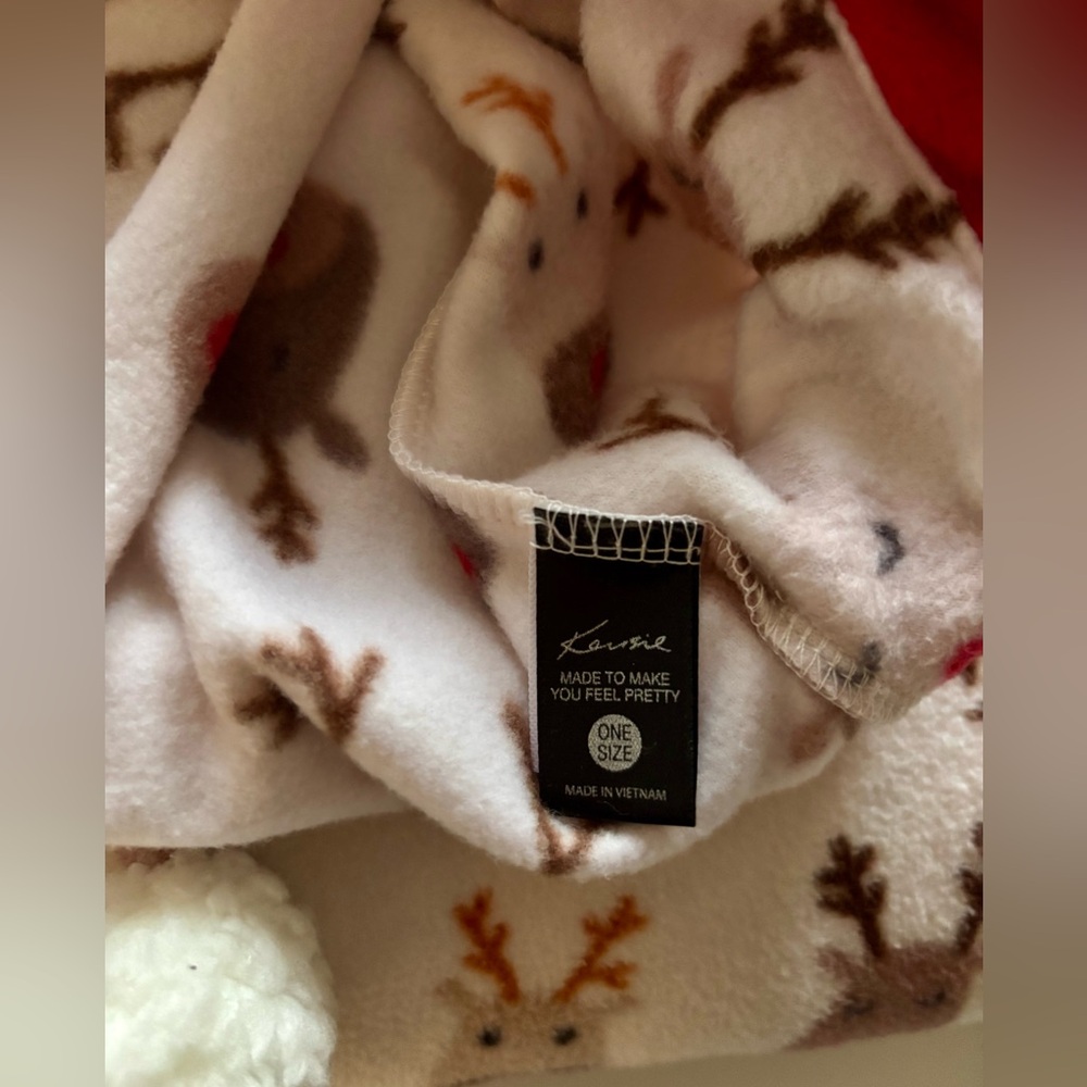 Kensie pj set 1X fleece nightgown and hat reindeer Christmas holiday New - Picture 11 of 11